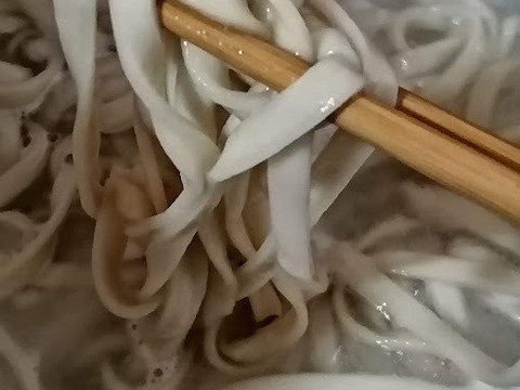 【噛むほどにおいしい☆】地粉の乾麺うどん(農薬・化学肥料不使用／220ｇ×3p)