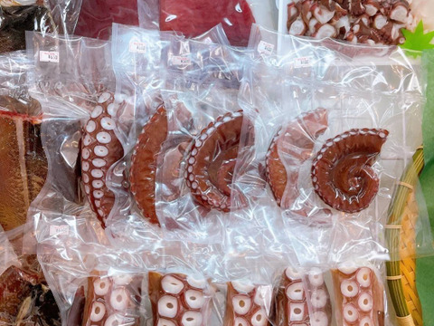 0.7kgミズダコ足頭セット【人気No1】活茹でタコ【真空加工】　北海道白老産