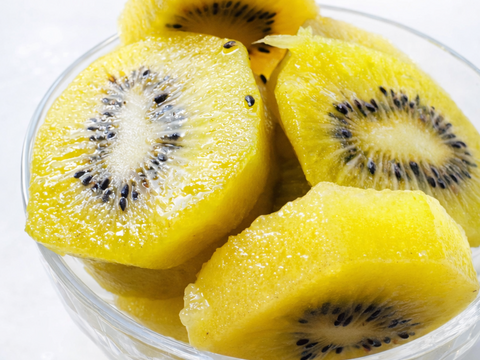 【毎日のフルーツに】福岡県八女産アップルキウイ 約6kg｜５５個以上｜ご家庭に一番おすすめ｜ 食べやすいサイズ中心（約111〜145g）｜農薬・化学肥料不使用