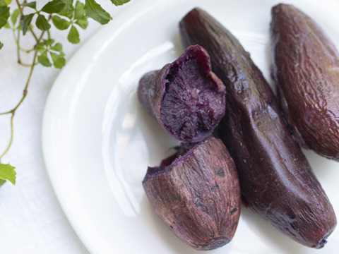 【夏ギフト】冷やしても美味しい焼き芋！
【宮崎県産】　熟成紫蜜いも1ｋ（ふくむらさき）【冷凍】