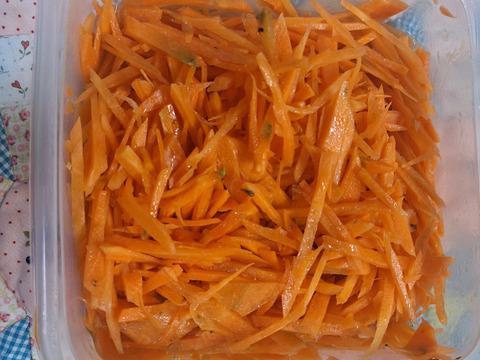 【農薬化学肥料不使用】旬の野菜セット(80サイズ6-7品)