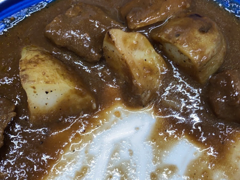 【一流シェフ監修】自宅用　鹿肉たっぷり極上のジビエレトルトカレー