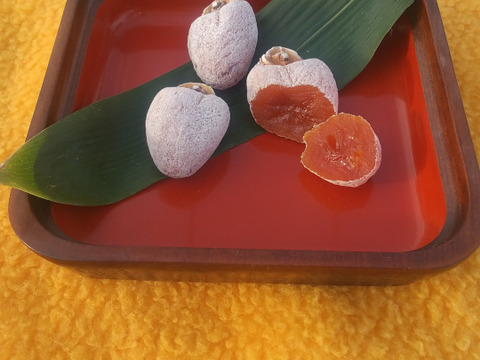 南信州特産・市田柿、お買い得たっぷり１Kg入り袋