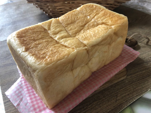 【ギフトセット】極上の生食パン(2斤) ＋もっちもち！！ 玄米ロールパン（レーズン入り）３個！！！