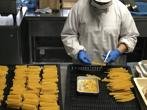 ３月だけ限定お試し価格！自社生産熟成シルクスイートで作った干し芋つき!!　甘くてしっとり♡　阿蘇小国のシルクスイート（４ｋｇ）＋一口カット干し芋２袋