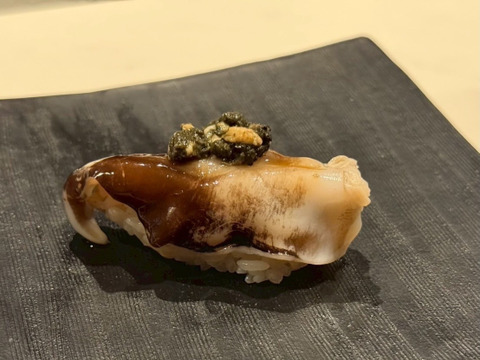 【高級寿司屋レベルをご自宅で】
今が旬‼️天然とり貝 肉厚・濃厚 三河湾産 活かし発送 80-100g個体1kg【大】（7月まで！）
一足早い父の日にもおすすめ❗️10-12個