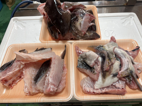 【今が旬！数量限定】　タラのあら汁用あら　(頭、カマ、ハラス)　約2ｋｇ