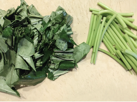 さつまいもツル60本以上☆自然栽培☆さつまいもの蔓（長さ15cm〜20cmほど、60
本以上）/さつまいものつる/芋づる/※葉を取ってお届け