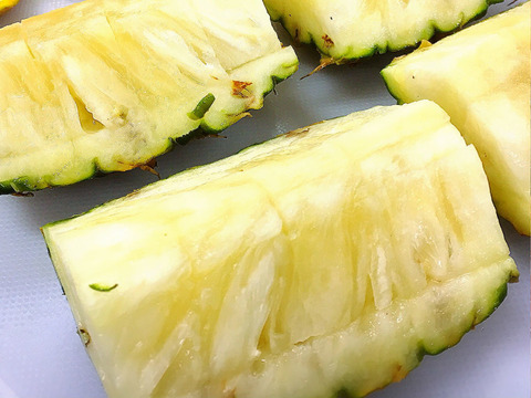 農薬節約栽培パイナップル（ピーチパイン） 小玉 6個セット