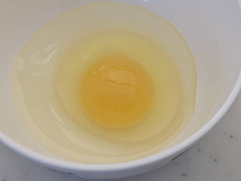 【初卵入り平飼い卵20個セット】