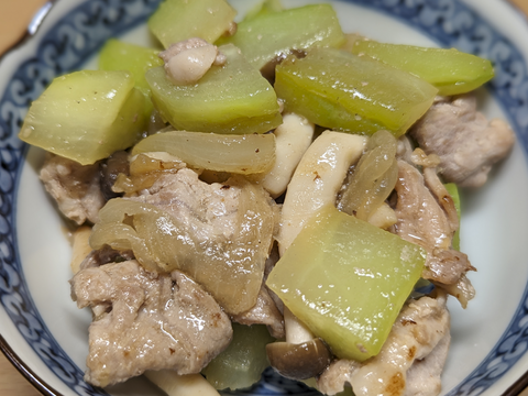 珍しい野菜 はやとうり 2つ (500-700g程度)【栽培期間中農薬不使用!!】