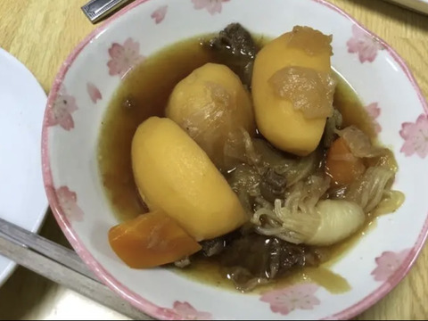 インカのめざめ　新じゃが　訳あり品　サイズミックス　2キロ  　箱込みの重さです！