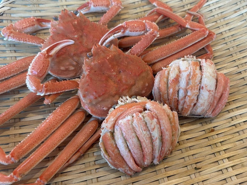 【15個入り】※期間限定※【北海道産】ズワイガニの甲羅盛り　1.5kg　1箱15個入り