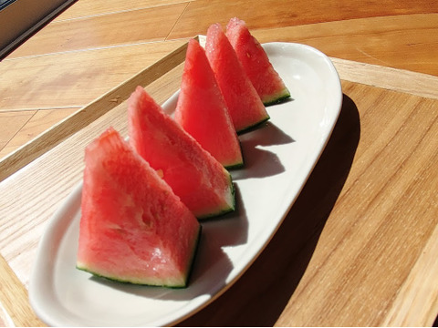 春の小玉スイカ☆長崎県産　2玉入り（1玉2kg前後）