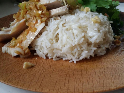 サリークイーン　２ｋｇ　農薬不使用　有機肥料使用　「２０２３年産」