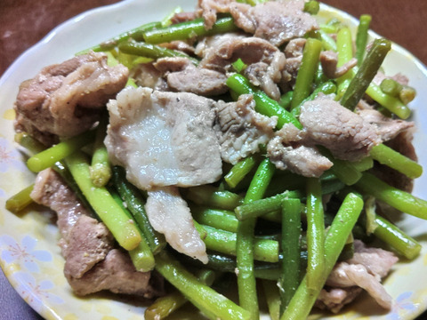 特価❗信州産銘柄豚・切り落とし300ｇ