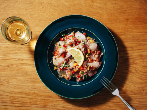 【鹿児島産ぶり】1.0kg以上 冷蔵・ぶり皮無ロイン（背腹計2ｐ）