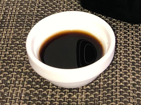 【自然栽培】で育てた丹波黒大豆、小麦と海塩で丁寧に作った『丹波黒大豆醤油』二年熟成 300ml