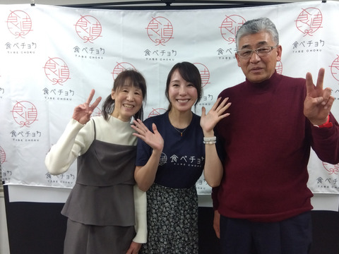 【畑から直送】掘りたての菊芋【１．５Ｋｇ入り　８００円】
土付きでお届けします。掘ったままなので栄養素のイヌリンも失われません。
また保存にも適した土付きの菊芋がお薦めです。