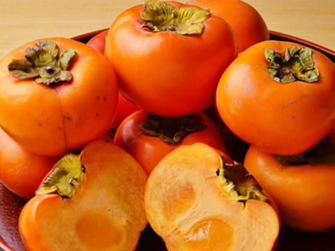 【数量限定☆希少の柑橘セット🎁】甘さいっぱい！お得いっぱい！野菜果物詰め合わせ箱☆🥗🍠🥦＋和歌山産富有柿 付き🍊🍋濃厚な味わい