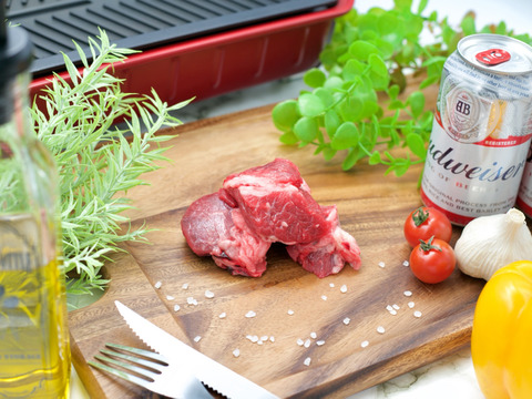 鹿児島大学共同研究!和牛赤身肉ぶつ切り肉500g(煮込み用)自家産飼料のみのグラスフェッドビーフ♪