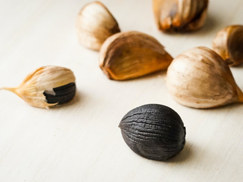 【フードロス削減！】青森県産最高級☆甘～い黒にんにく【訳あり小玉ちゃん】１キロ【数量限定】