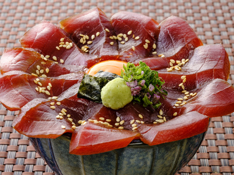 切るだけ簡単🔪楽ちんご馳走【赤身800g】旨味の赤身！切り落し柵 大きさ不揃いの柵 (皮・骨・血合いなし)※熨斗対応可
