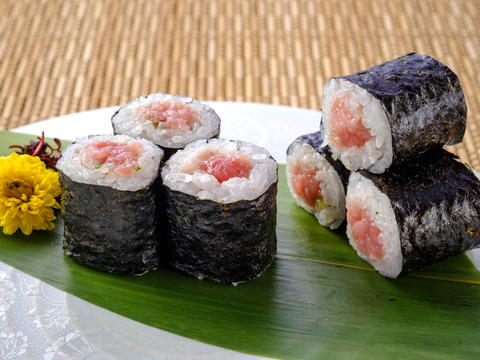 【夏ギフト】美味さ格別👌旨味爆発💥みやび鮪【赤身と粗挽きたたき計400g】赤身柵200gとたたき(ﾈｷﾞﾄﾛ)200gのセット※熨斗対応可