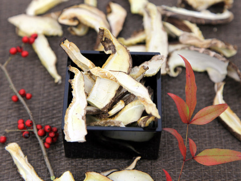 超絶旨味の『原木栽培』乾燥スライスしいたけ！