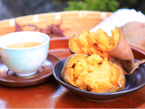 《化粧箱ver》リピーター続出【厳選】熟成安納芋（3㎏）蜜いっぱいのさつまいも🍯🍠高級感のある箱に入れ、ひとつひとつ紙に包んでお届け✨贈り物にピッタリ【冬ギフト】【お歳暮】【贈答用】熨斗承ります。