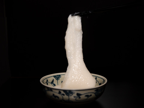 【伝統的な製法】水を使わず搗きあげた「わかとち産もち」セット（白餅500g×1/よもぎ餅500g×1/豆餅500g×1/玄米餅500×1）