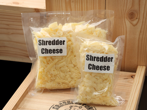 どんな料理にも！３種のチーズのミックスシュレッダー300g!