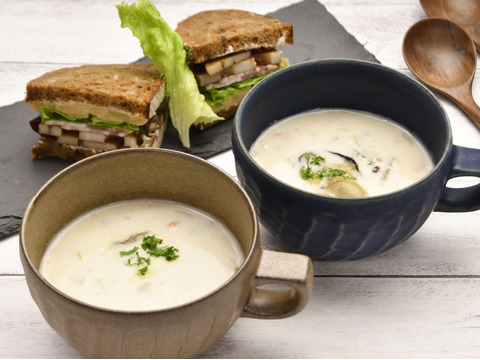 【冷凍】オイスタ―チャウダー4食セット　かきがゴロッと！　濃厚クリーミー　　ギフトにも最適♪