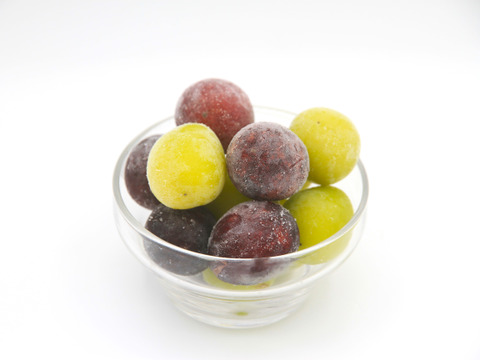 ひんやりスイーツ！冷凍ぶどう（種なしぶどうMIXシャインマスカット入り）