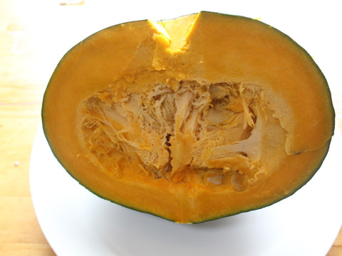 かぼちゃ『ダークホース』２玉約３㎏　ホクホク甘くて美味しい