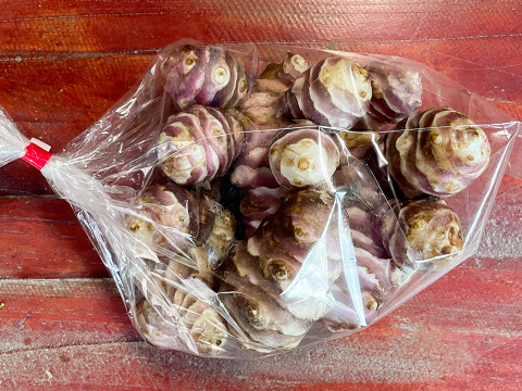 【産直直送！】宮城県産 菊芋10kg  紅菊芋 自然栽培 イヌリン 栽培中農薬不使用 赤菊芋 生きくいも 生食