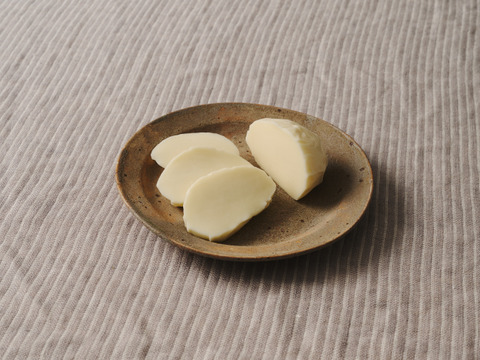 熟成・凝縮された牛乳の旨味をお楽しみください！『ミルン牧場のフレッシュなモッツアレラ＆熟成チーズ』のセット100g×計5個