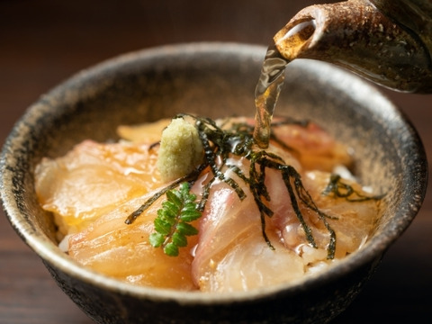 【食欲の秋】箸が止まらなくなる鯛の甘味！刺身や漬け丼で味わい尽くす♪【水洗い】