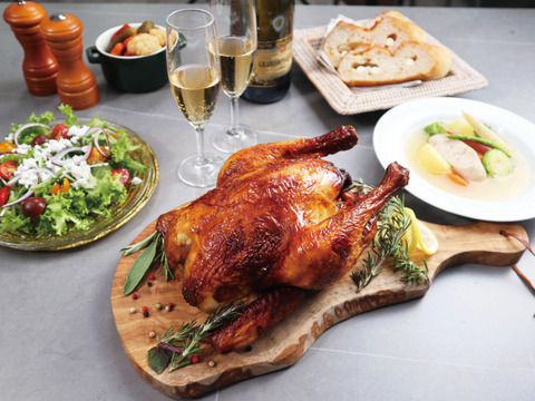 レンジ調理で完成！みつせ鶏丸焼きロースト1羽（約1kg）