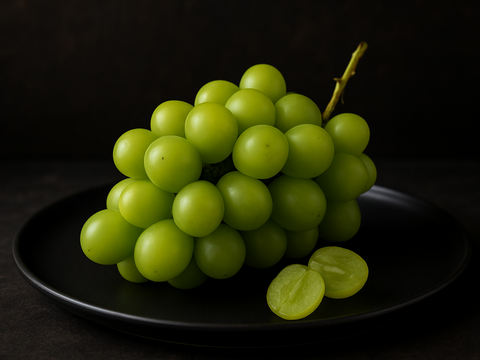 🍇【山梨県笛吹市産】シャインマスカット/クイーンニーナ 計約1.2kg🍇 食べ比べセット～爽やかな甘み vs 濃厚なコク、贅沢な食べ比べ～贈答　ギフト　家庭用にも