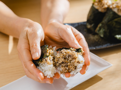 【福袋2025】ごちそう詰め合わせお中元ギフトー三ツ星しいたけ夏華と天恵菇コンフィ・至高出汁醤油セット