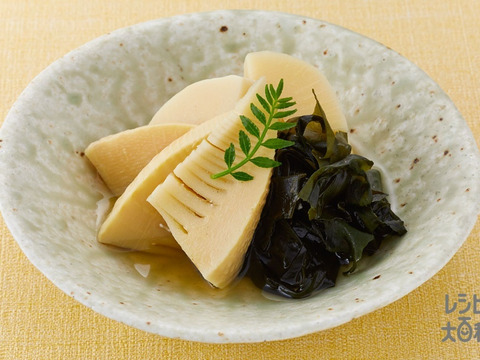 ４月１５日より発送　朝堀竹の子２.５K箱入り米糠付です。