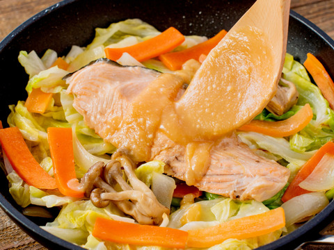 【予約販売】匠の活〆！秋サケ　オス4㎏