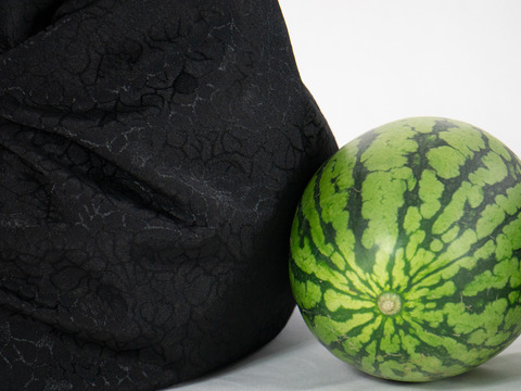 【ギフト・お中元用】5人に1人しか届けられない！糖度もサイズも最上級『ファーストサマースイカ』（3Lサイズ1玉入り:2.5人分）