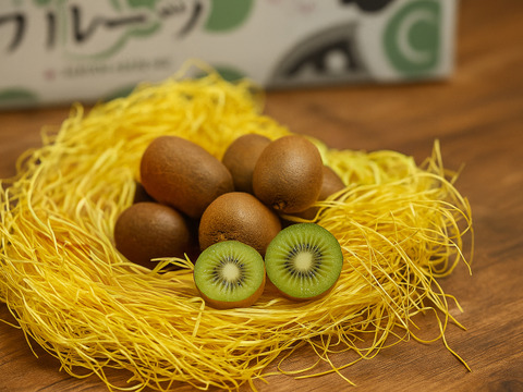 幻の一口キウイ！『さぬきキウイっこ®』秀品・４kg（６０～８０個）