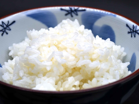 心が和らぐ　れんげ米（コシヒカリ）2㎏　環境に優しい農法に拘った自慢の米