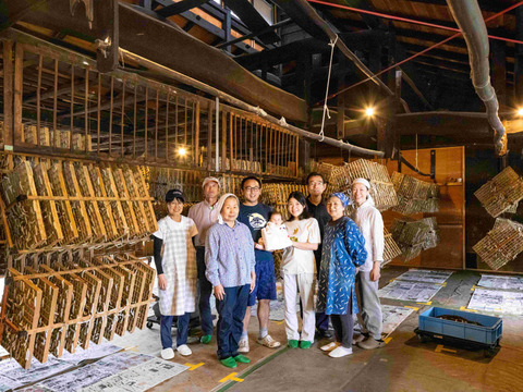 《極太！甘い！》お蚕さまも手伝う「泥付き長ねぎ」【2L～3L 15本】５kg以上