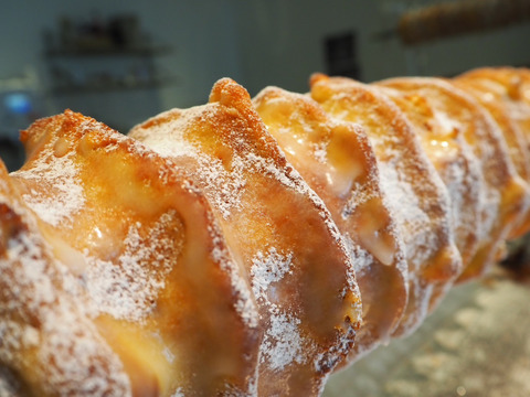 【母の日ギフト・グルテンフリー！】玄米米粉のバウムクーヘン　ホール・カットギフト（ソフトプレーンホール1個・ハードプレーンカット5個）