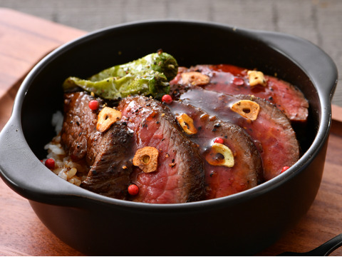 【ESSEグランプリ金賞受賞】若狭牛 ローストビーフ 500g　ソース付属