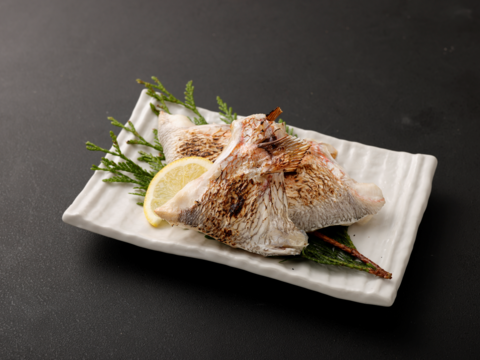 【NEW‼】【プレゼント付き】ふっくら肉厚「真鯛の切り身」「真鯛のカマ」＆塩分の吸収を抑える「零（しお）」をプレゼント！